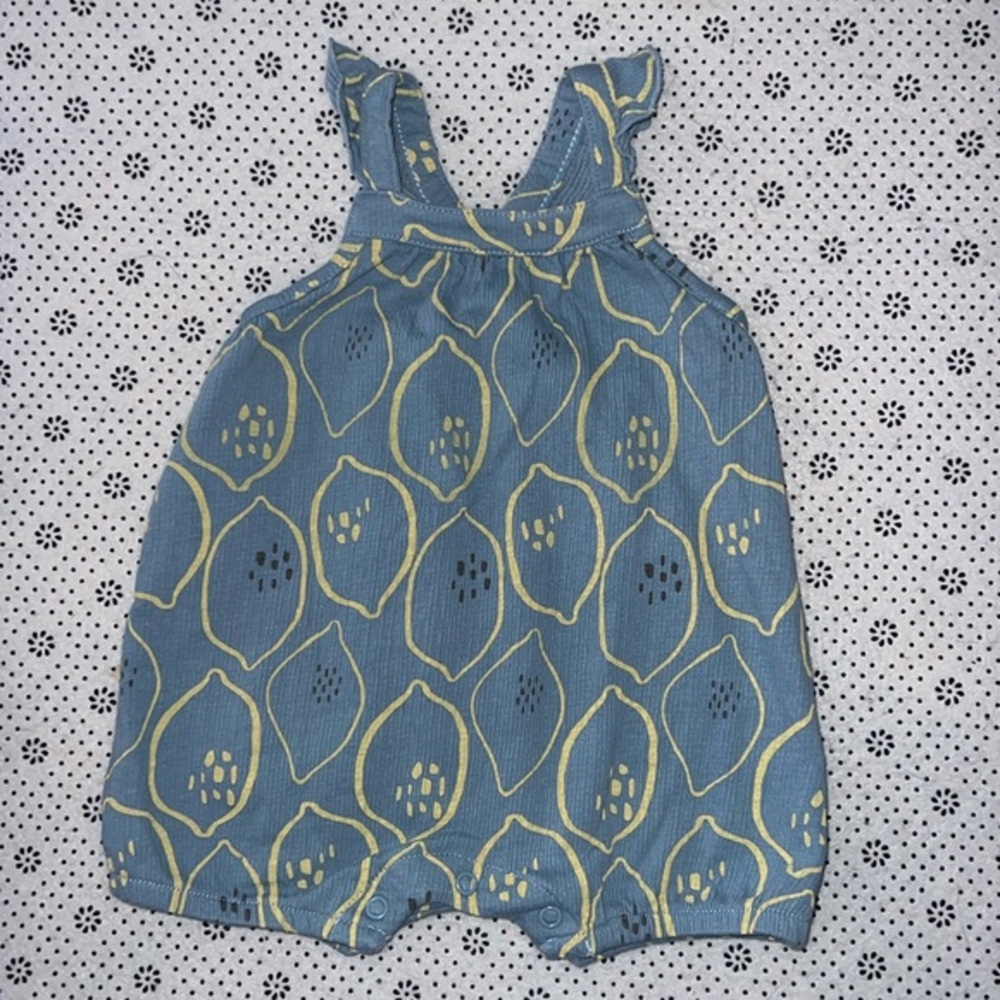 🛍CUTE Little GIRLS ROMPER SIZE 3 MONTHS🛍